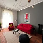 Elegante E Accogliente A Διαμέρισμα *